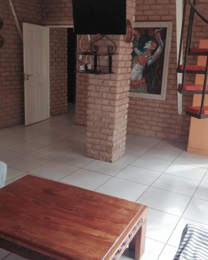 Tsumeb Backpackers & Safari 호스텔 외부 사진