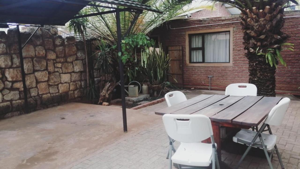 Tsumeb Backpackers & Safari 호스텔 외부 사진