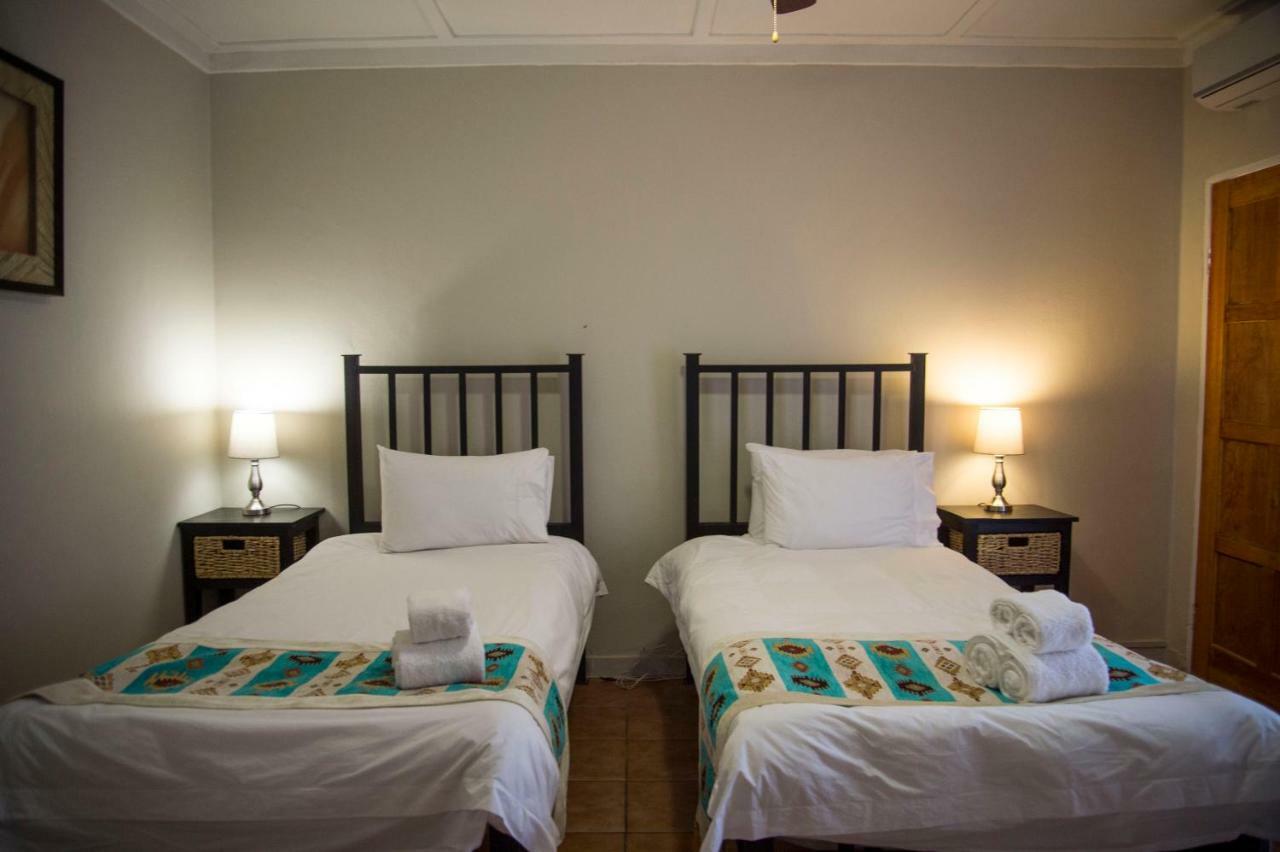 Tsumeb Backpackers & Safari 호스텔 외부 사진